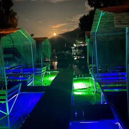 Gemicihan Bungalov Hotel *